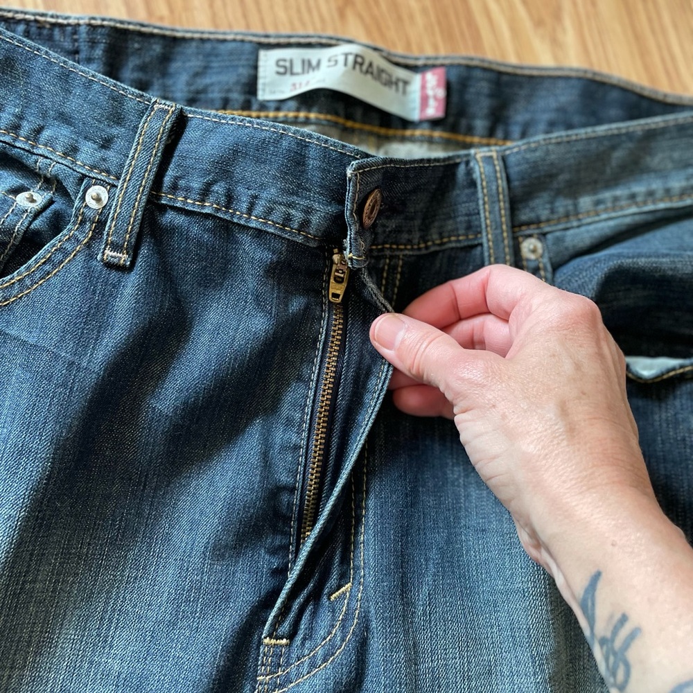 Levi 514 Strauss & Co jeans 36W 32L • 5pocket slim straight 100% cotton fun date
